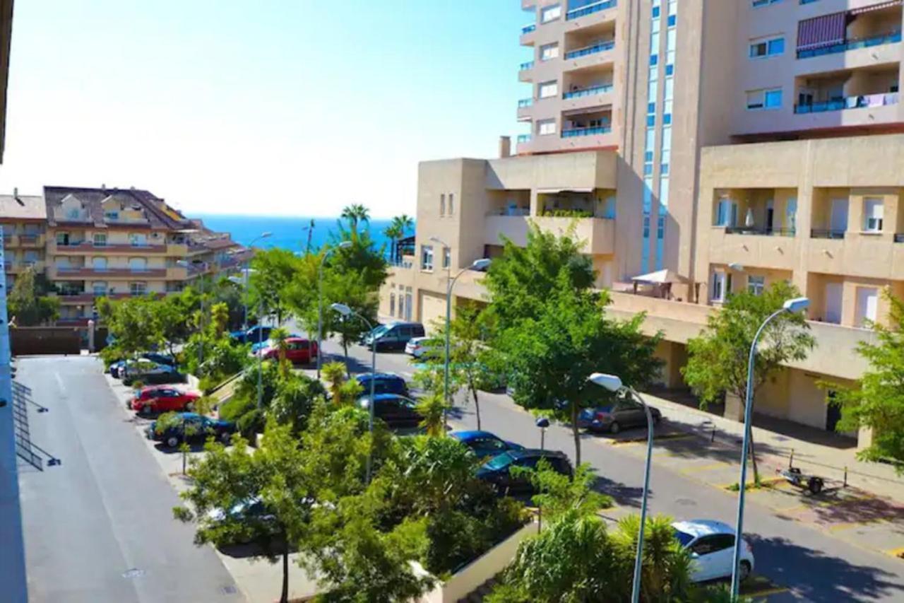 Beachfront Complex El Coloso Views,Pools,Parking Benalmadena Costa Kültér fotó